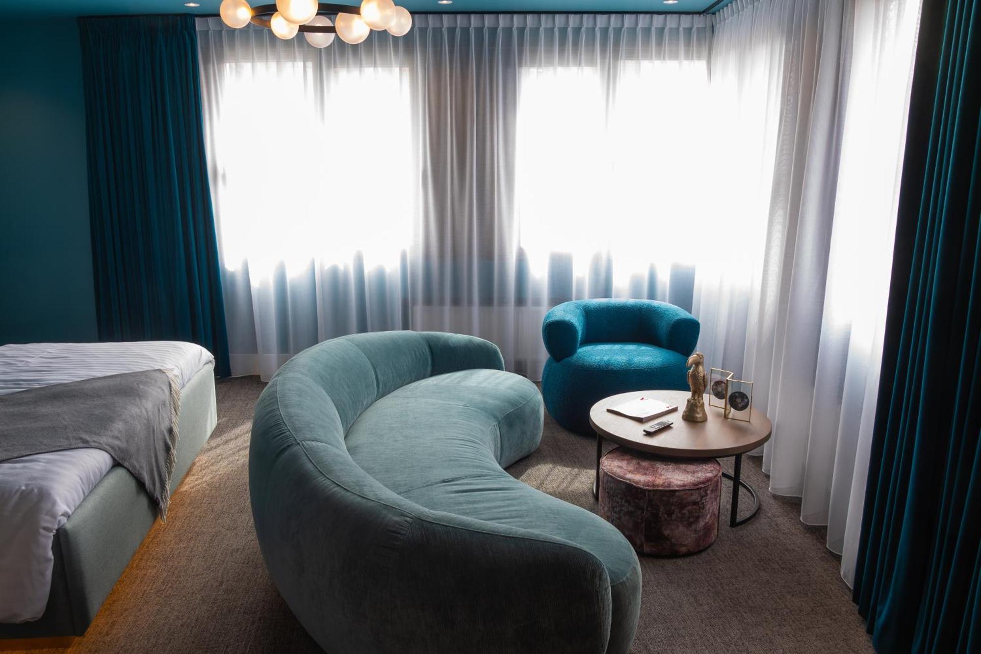Van Der Valk Hotel Хилдесхайм Екстериор снимка