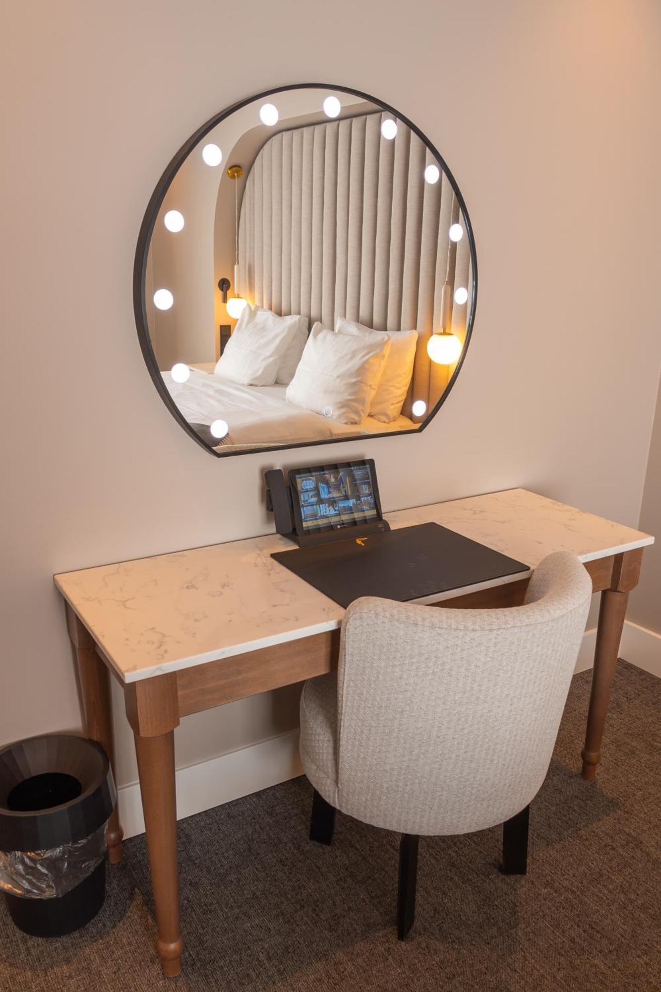 Van Der Valk Hotel Хилдесхайм Екстериор снимка