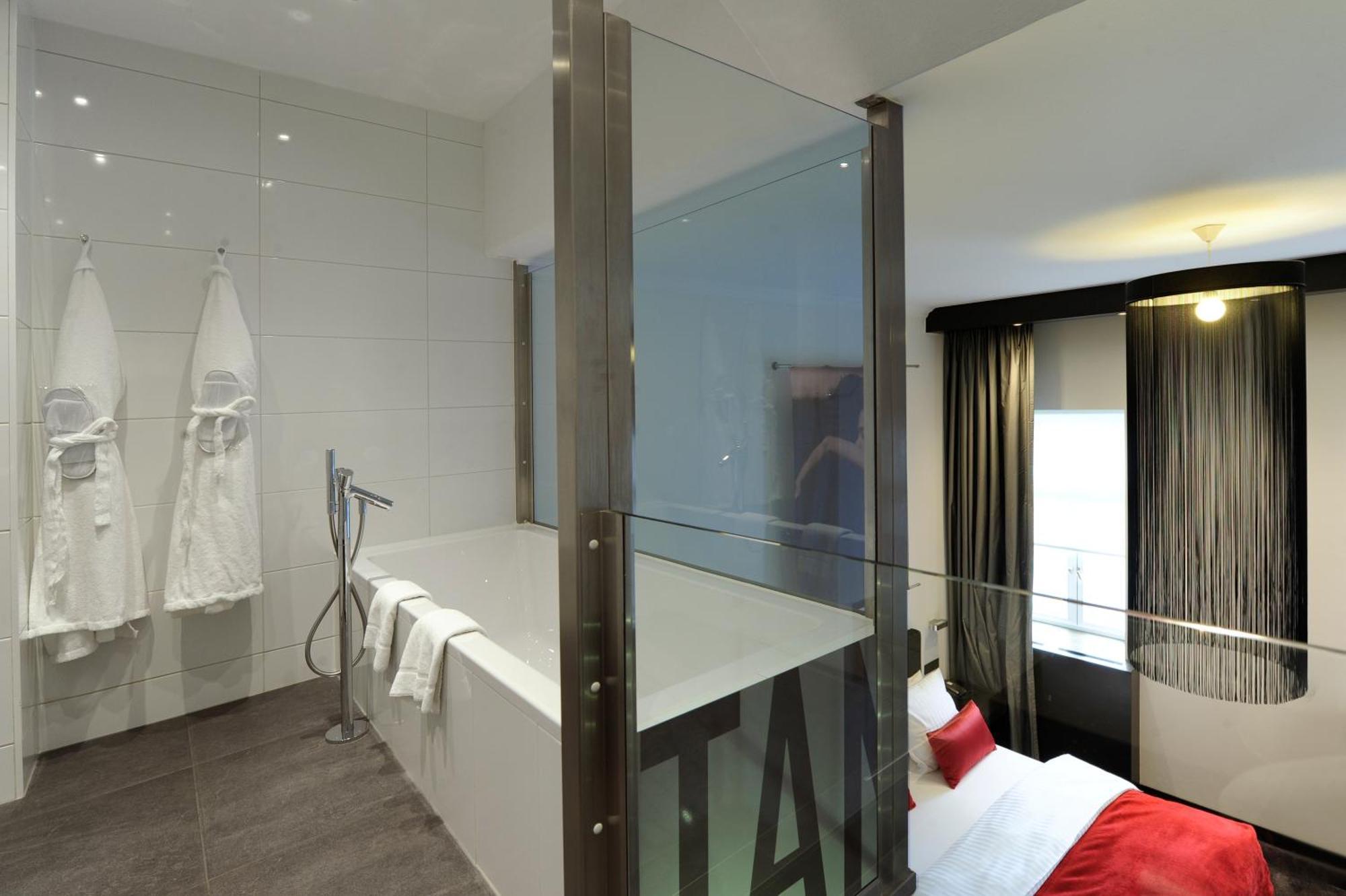 Van Der Valk Hotel Хилдесхайм Екстериор снимка