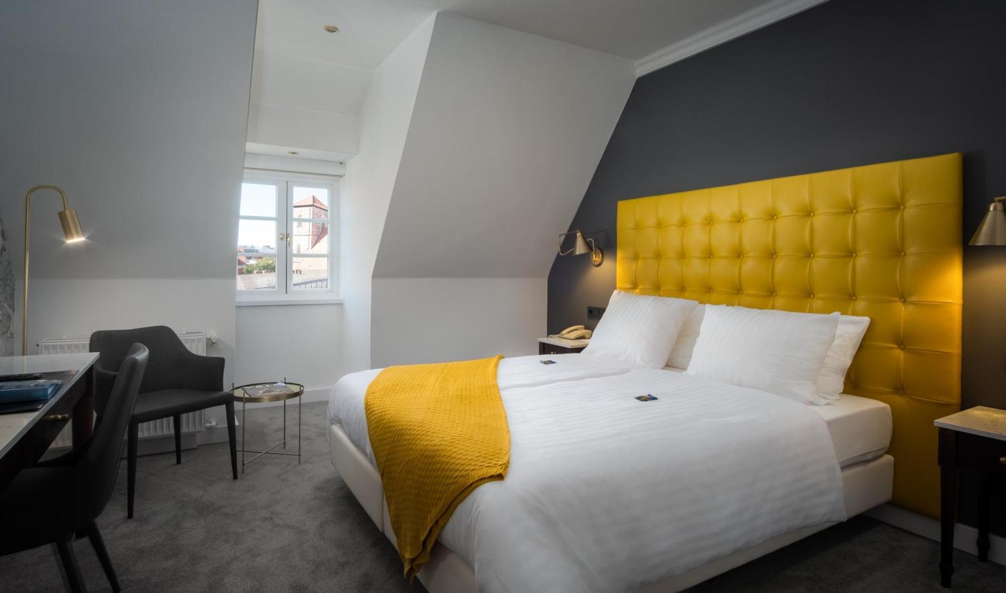 Van Der Valk Hotel Хилдесхайм Екстериор снимка